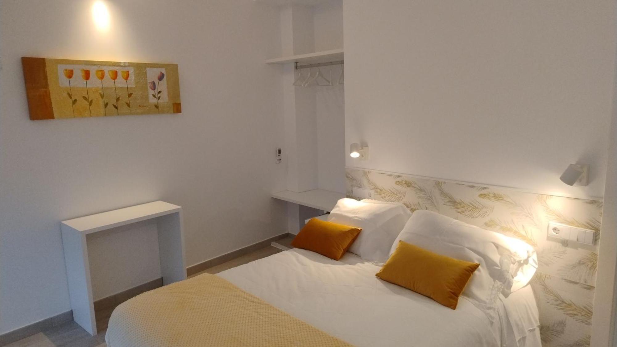 סנטיאגו דה קומפוסטלה Casas Turisticas Lar Jardin - Parking Privado מראה חיצוני תמונה