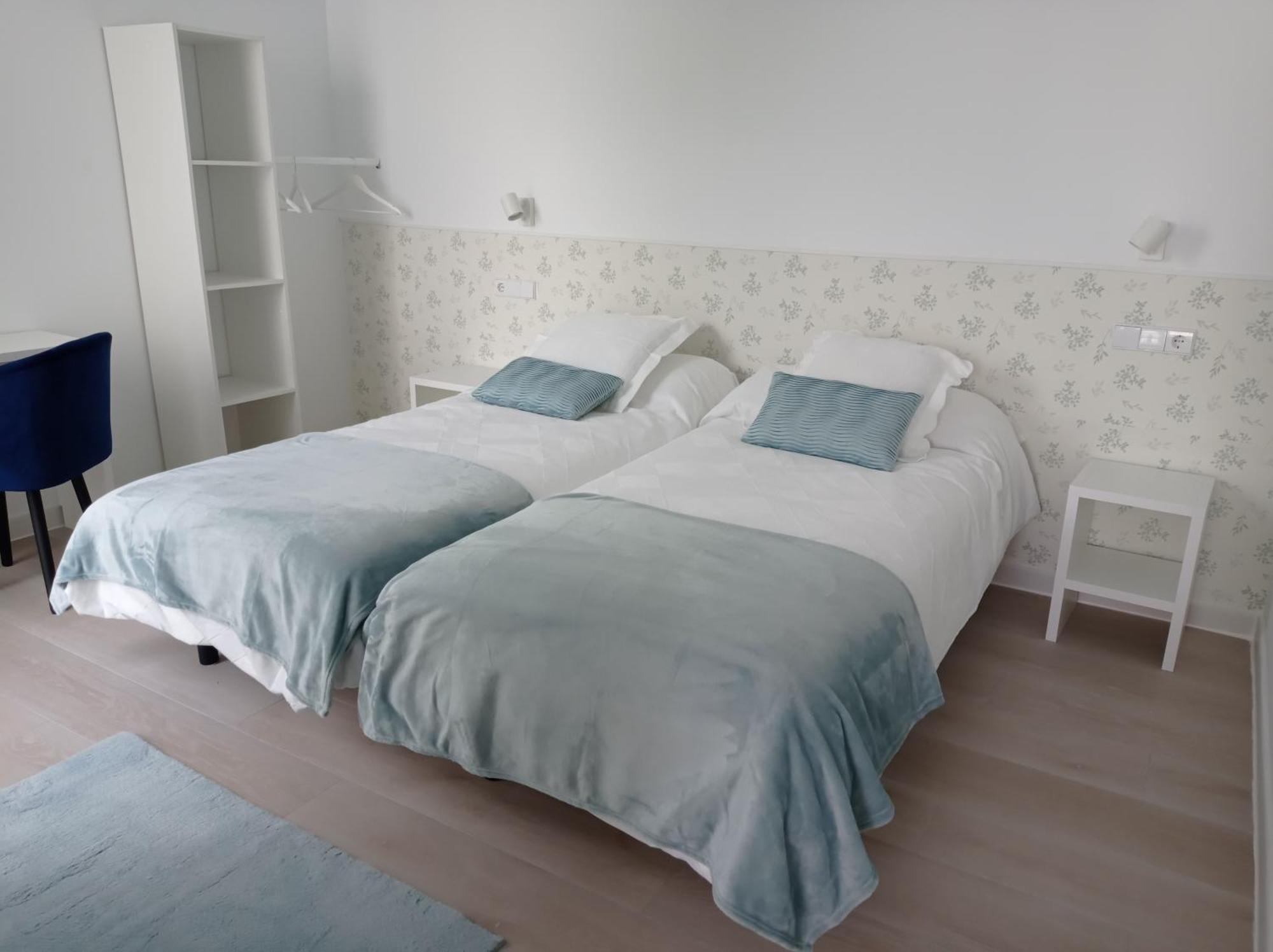 סנטיאגו דה קומפוסטלה Casas Turisticas Lar Jardin - Parking Privado מראה חיצוני תמונה