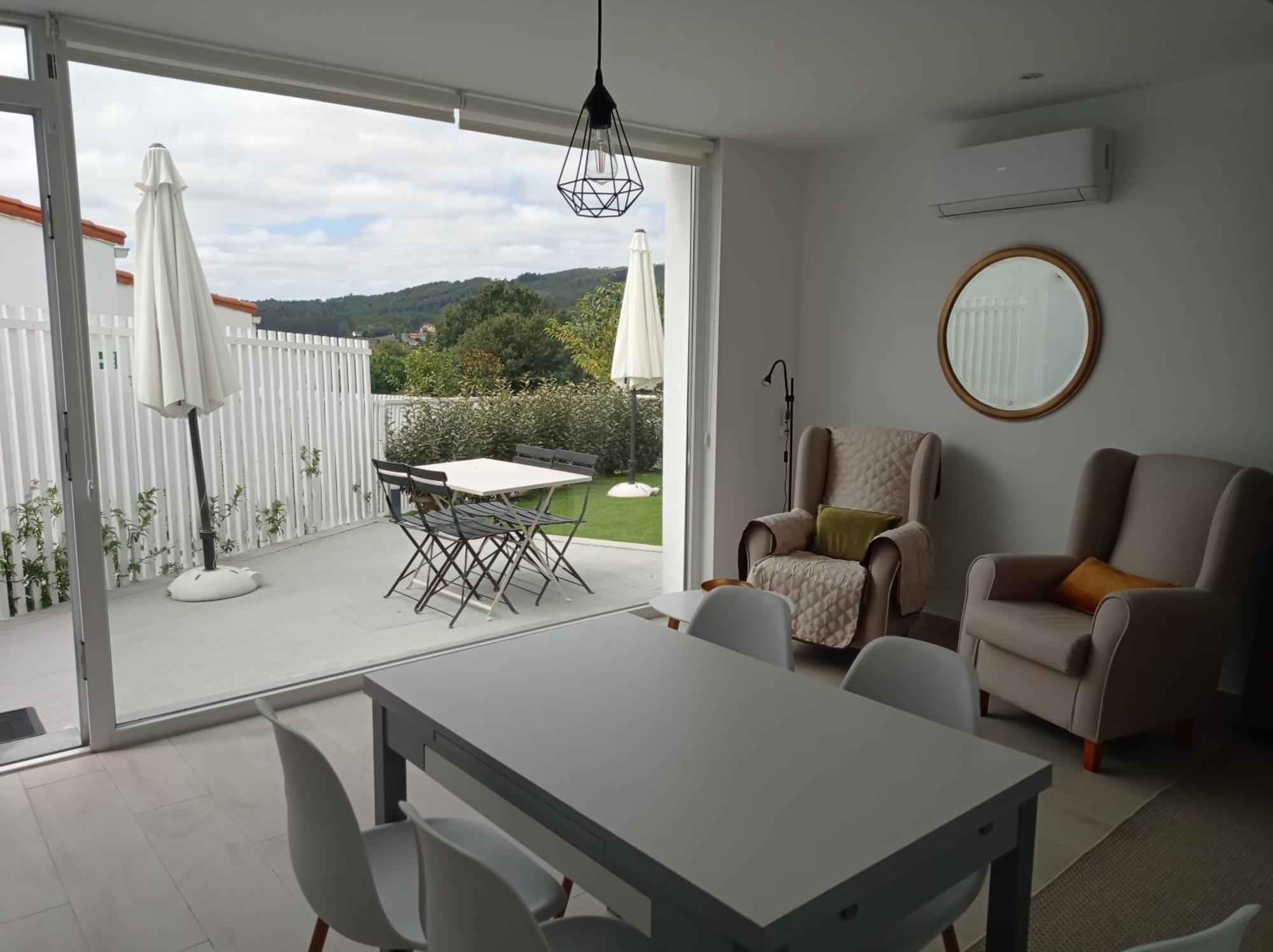 סנטיאגו דה קומפוסטלה Casas Turisticas Lar Jardin - Parking Privado מראה חיצוני תמונה