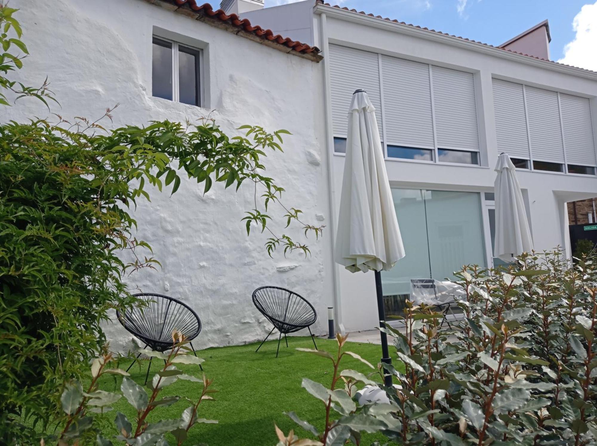 סנטיאגו דה קומפוסטלה Casas Turisticas Lar Jardin - Parking Privado מראה חיצוני תמונה