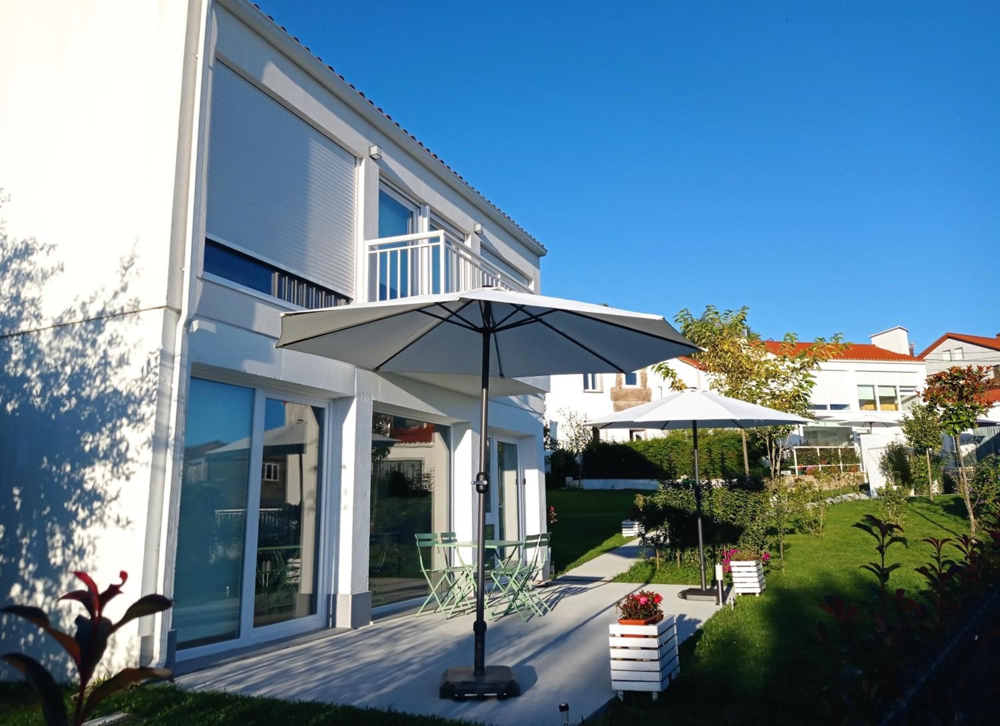סנטיאגו דה קומפוסטלה Casas Turisticas Lar Jardin - Parking Privado מראה חיצוני תמונה