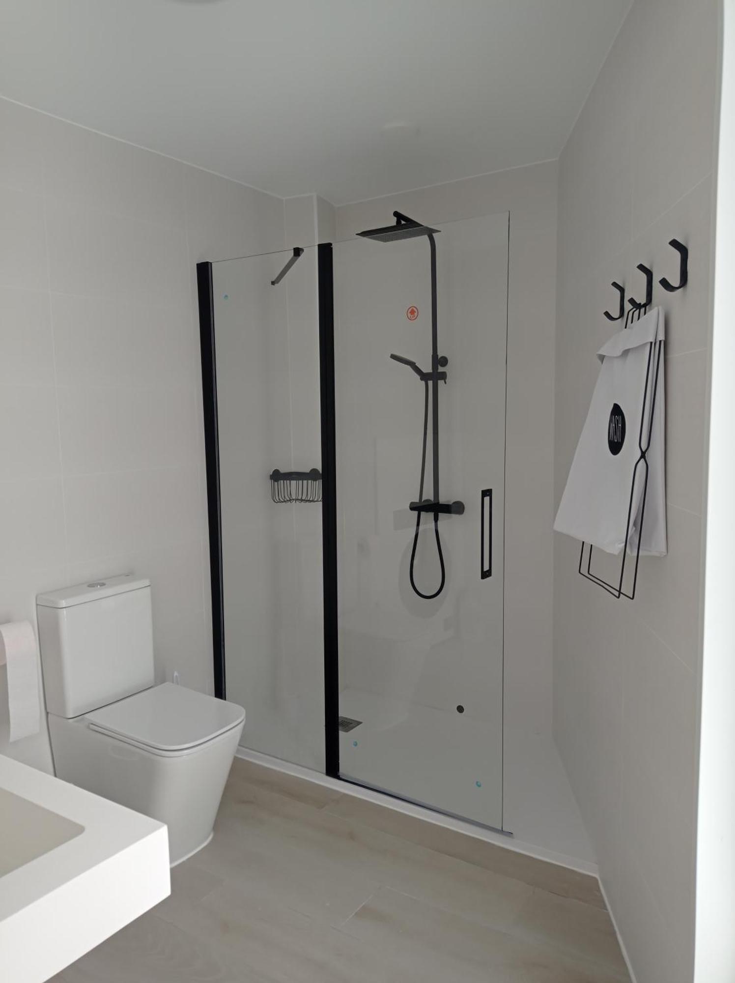 סנטיאגו דה קומפוסטלה Casas Turisticas Lar Jardin - Parking Privado מראה חיצוני תמונה