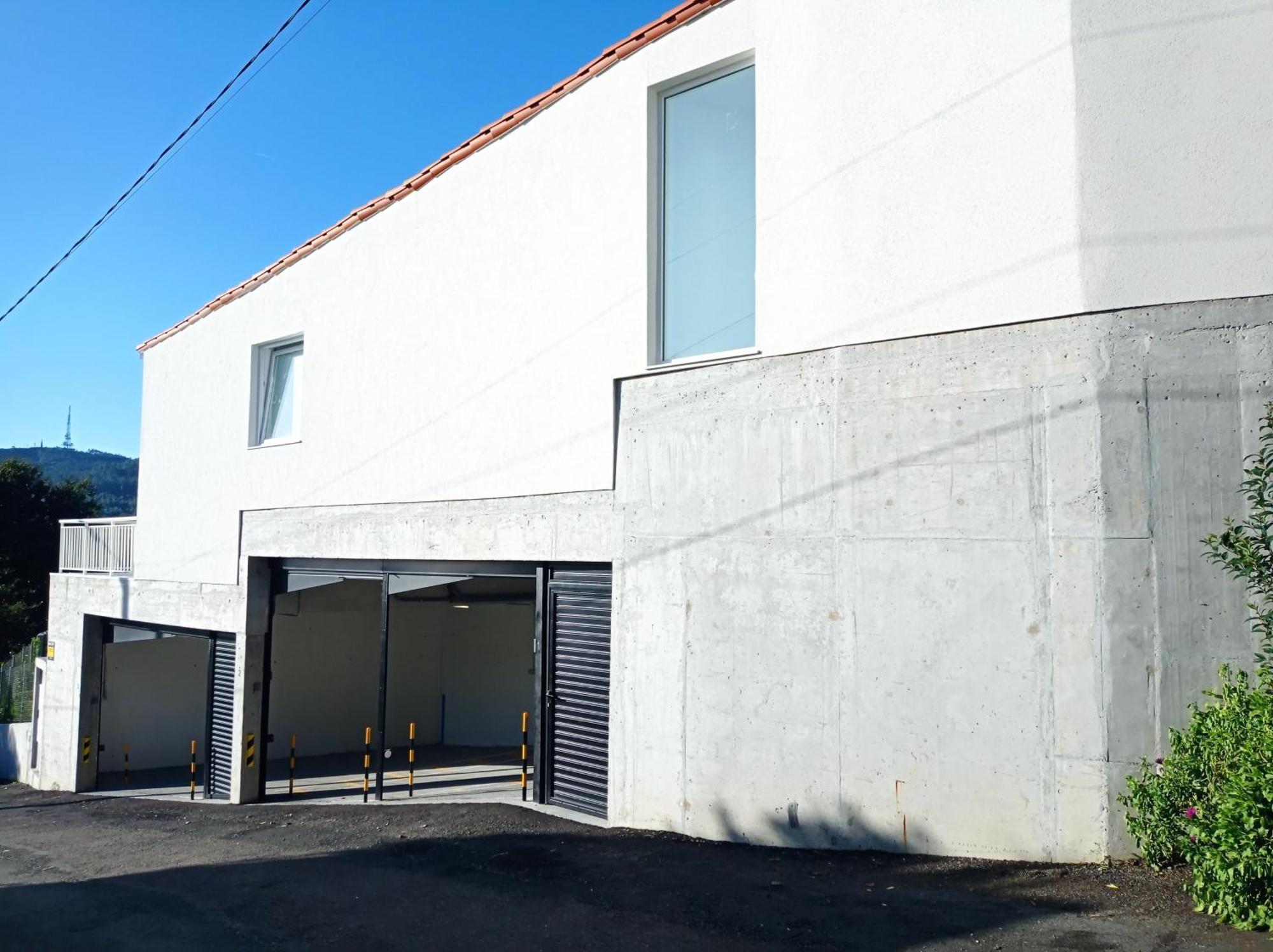 סנטיאגו דה קומפוסטלה Casas Turisticas Lar Jardin - Parking Privado מראה חיצוני תמונה