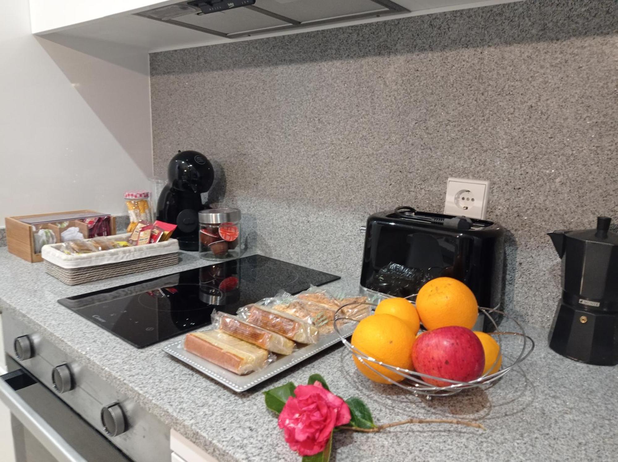 סנטיאגו דה קומפוסטלה Casas Turisticas Lar Jardin - Parking Privado מראה חיצוני תמונה