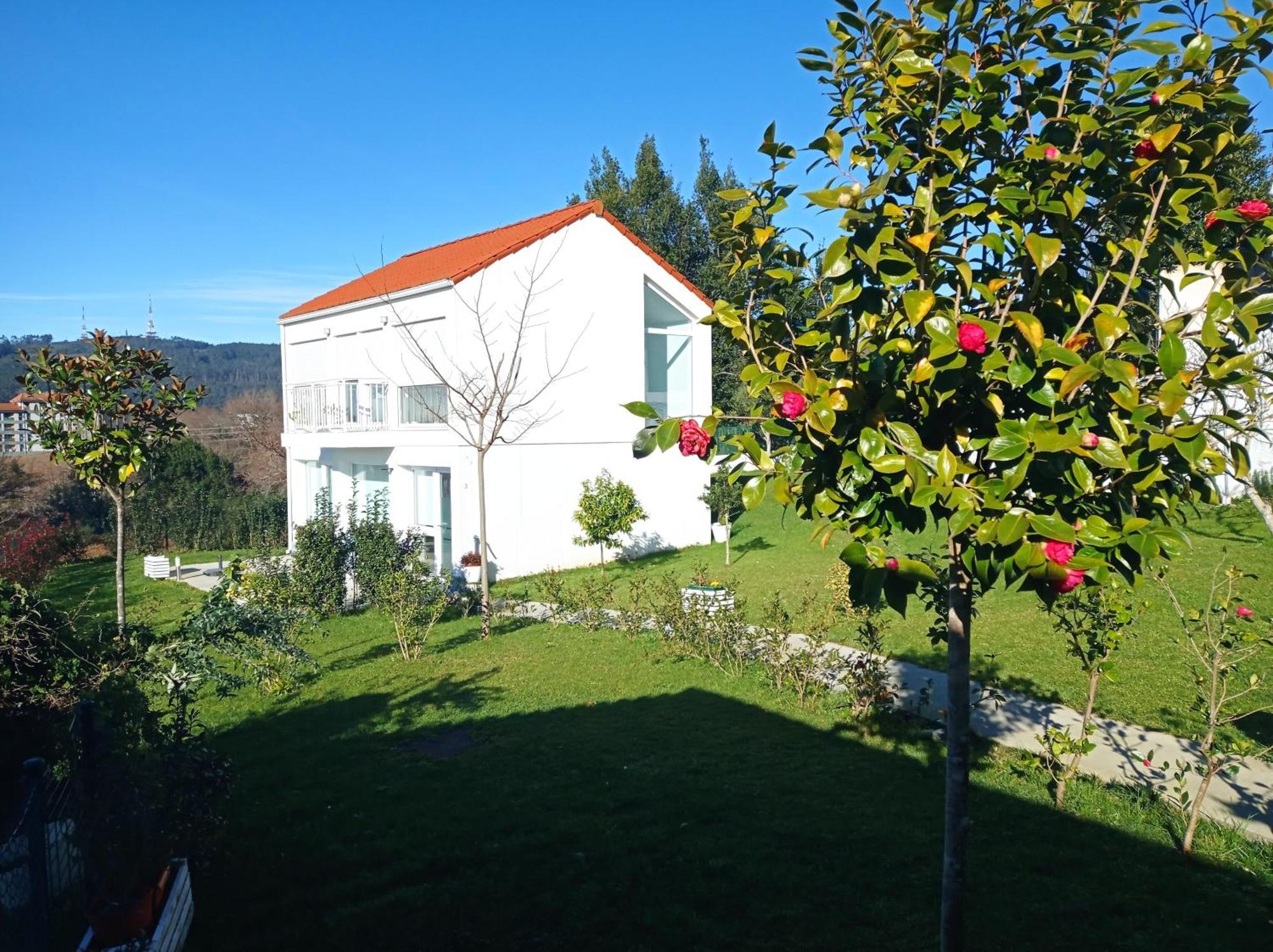 סנטיאגו דה קומפוסטלה Casas Turisticas Lar Jardin - Parking Privado מראה חיצוני תמונה