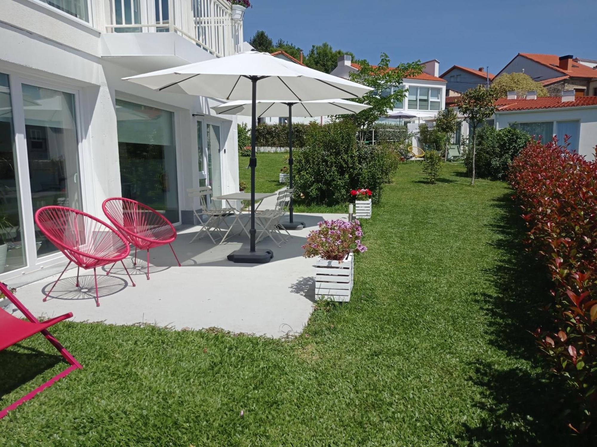 סנטיאגו דה קומפוסטלה Casas Turisticas Lar Jardin - Parking Privado מראה חיצוני תמונה